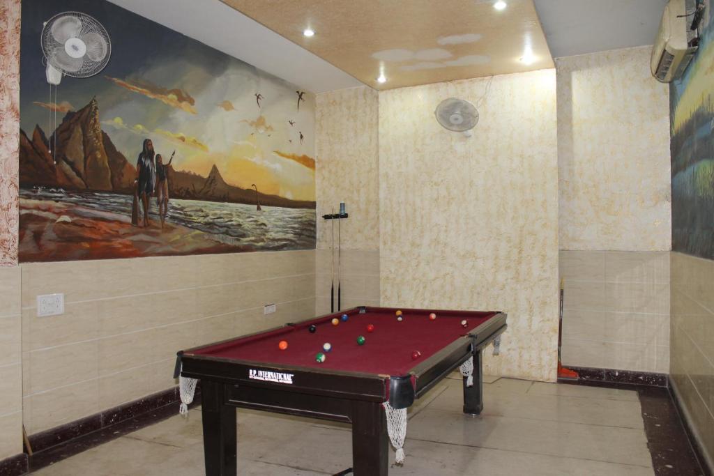 Hotel Hridey Inn New Delhi Buitenkant foto